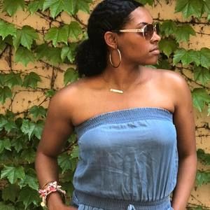 Meet your Posher, Shania